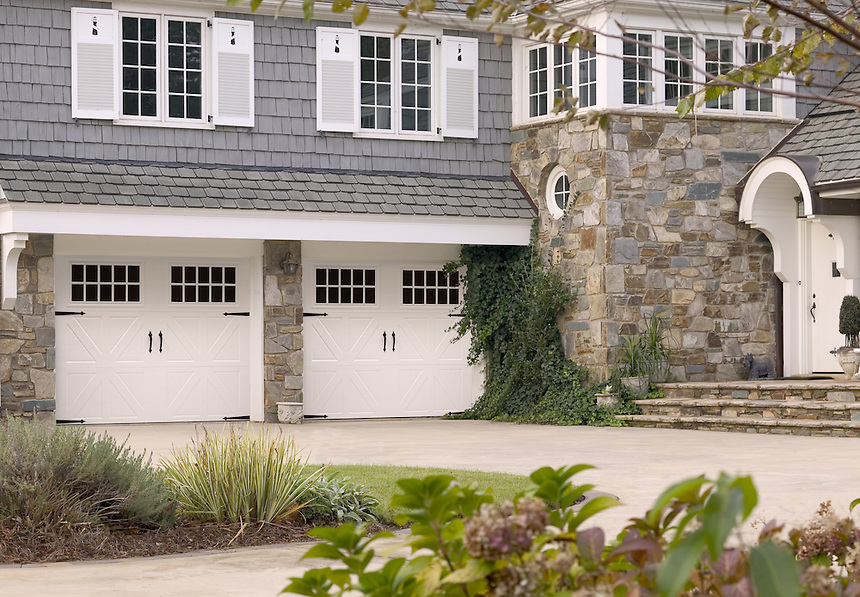 huge selection of new garage doors in denver